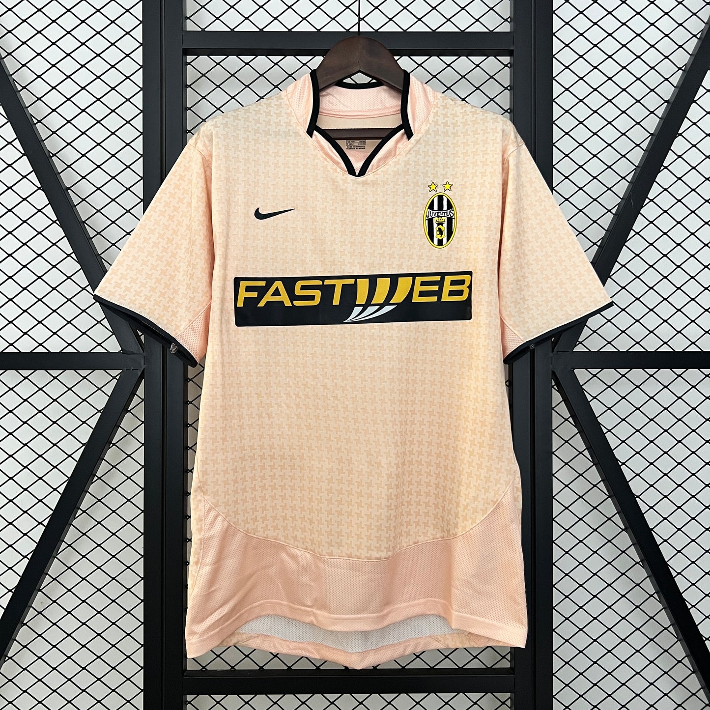 Juventus 2003/04 Away Shirt