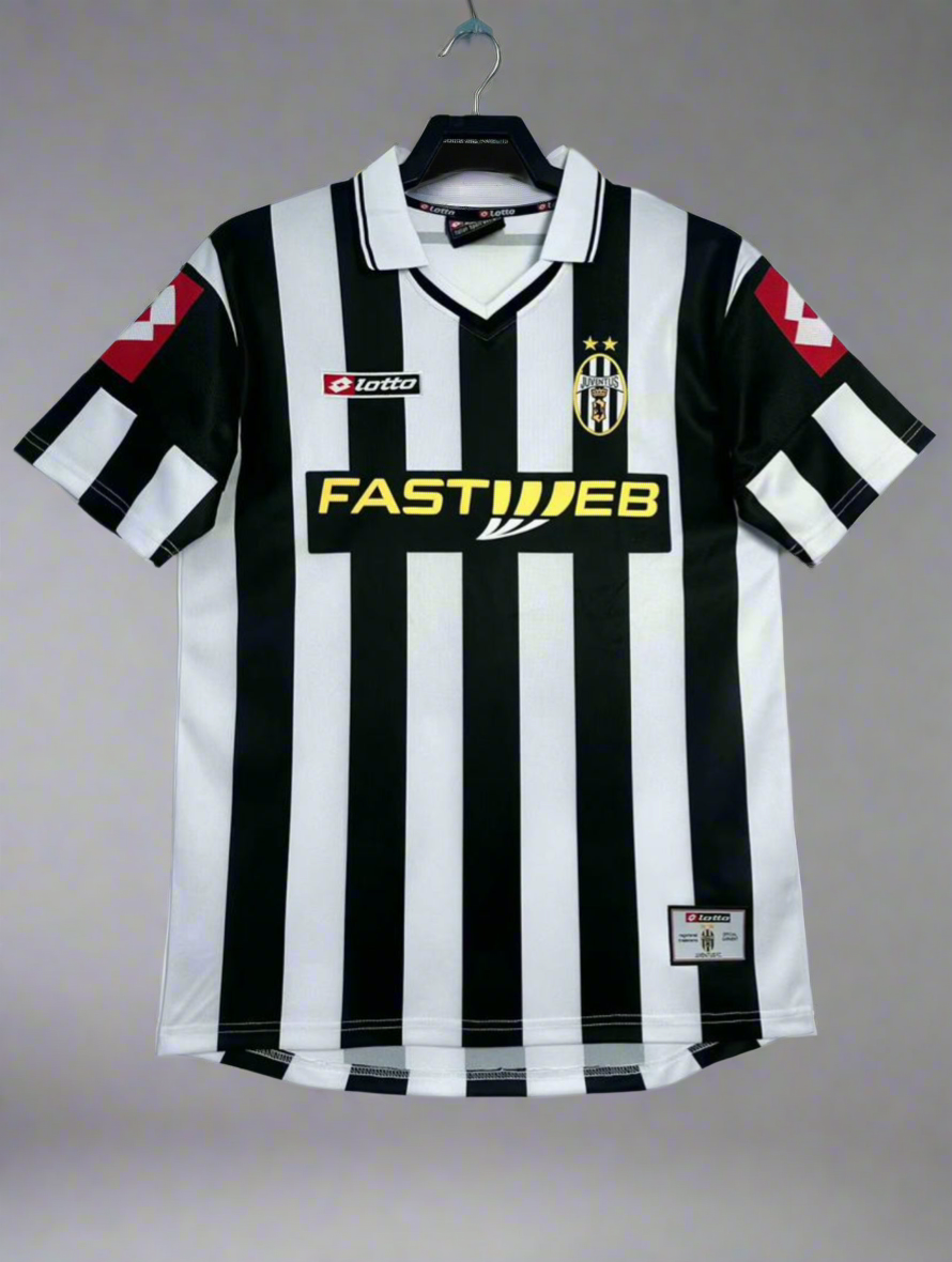 Juventus 2001/02 Home Shirt
