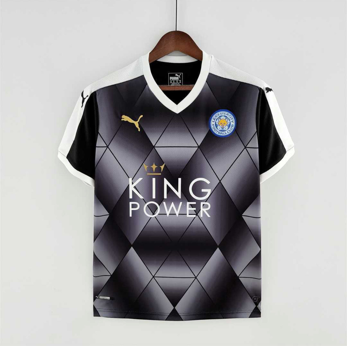 Leicester City 2015/16 Away Shirt