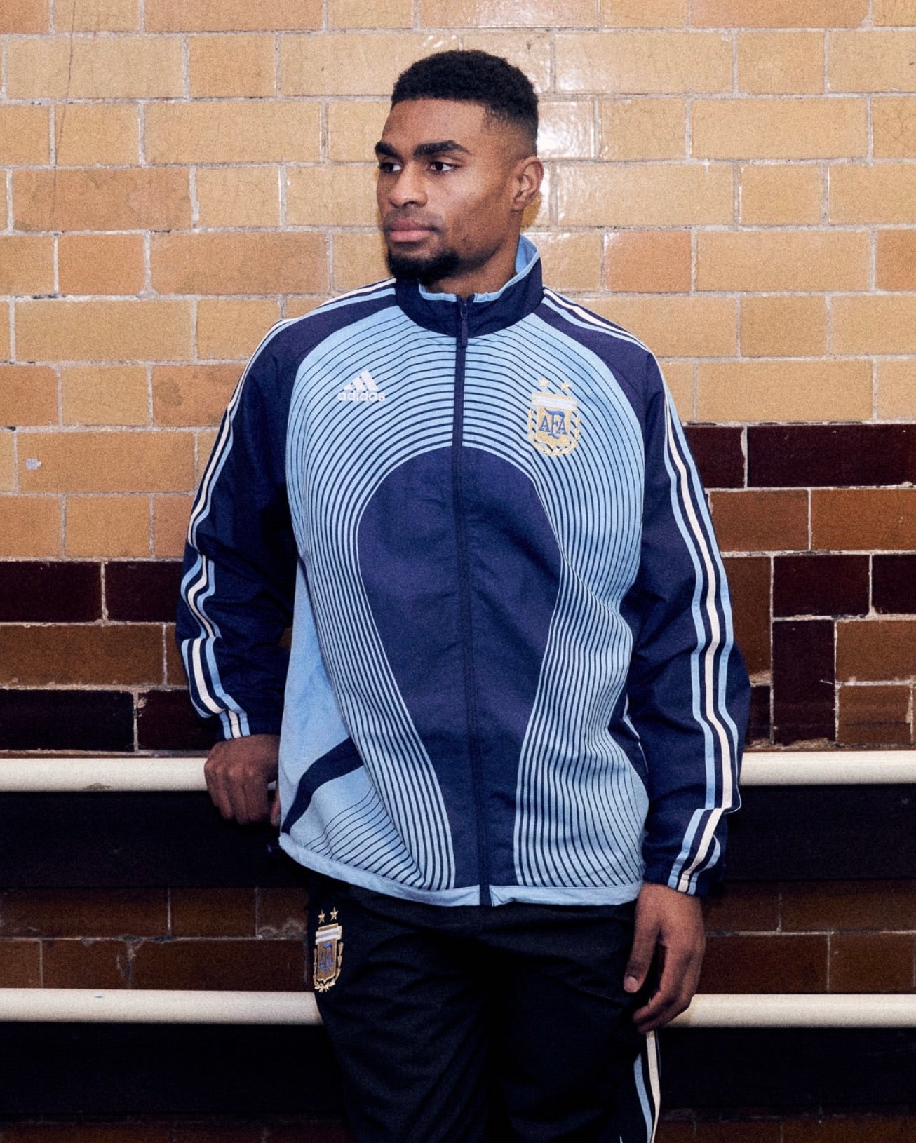 Argentina Retro Windbreaker (Dark Blue)