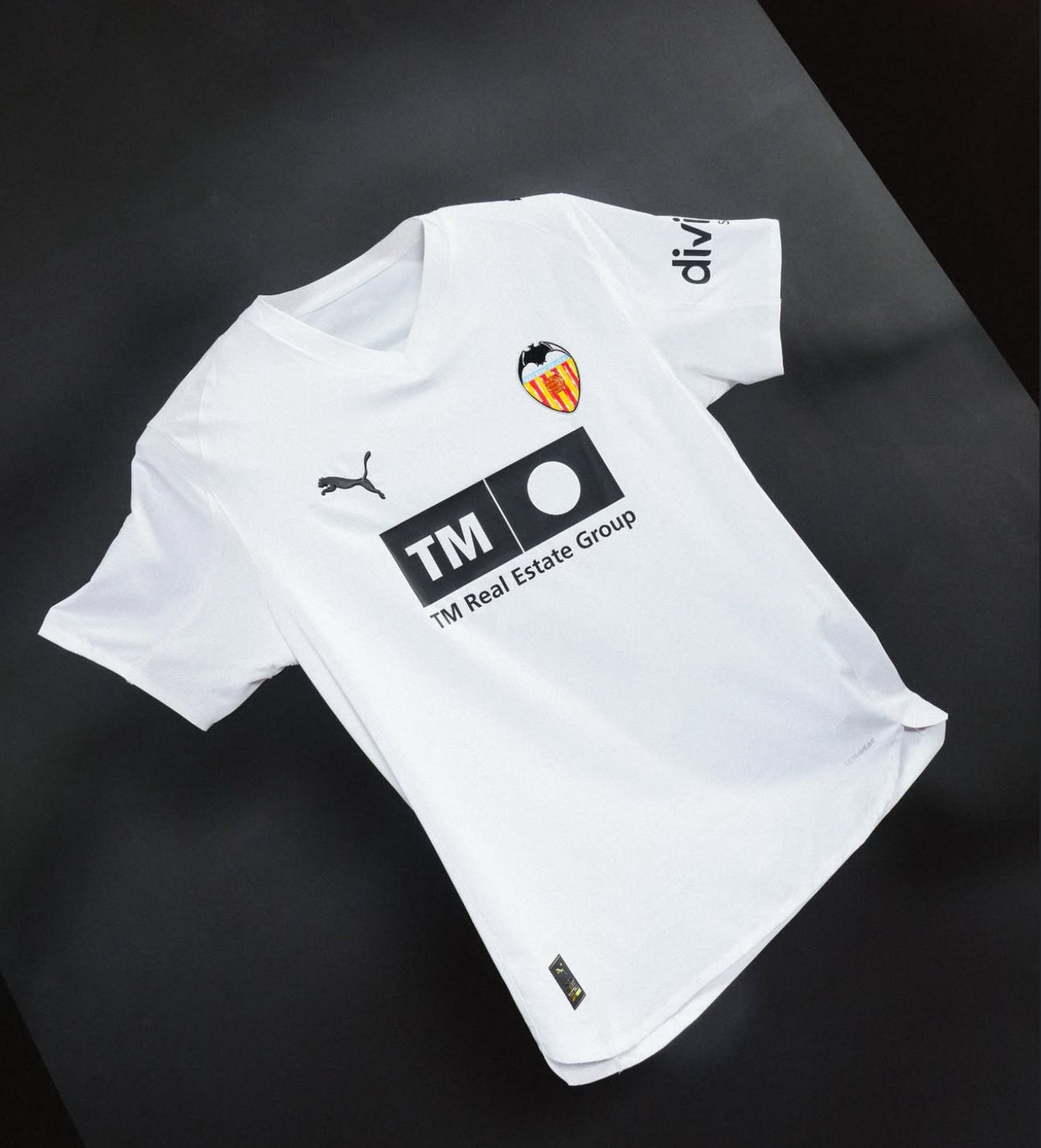 Valencia 2025/26 Home Shirt