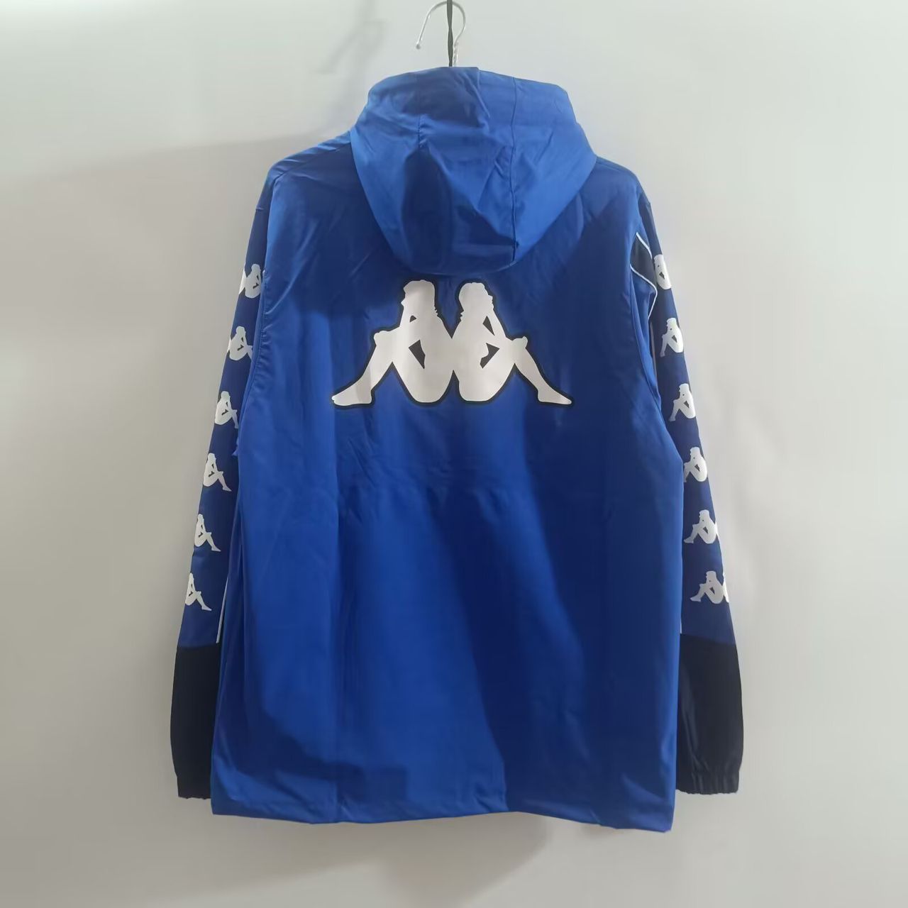Italy Retro Windbreaker