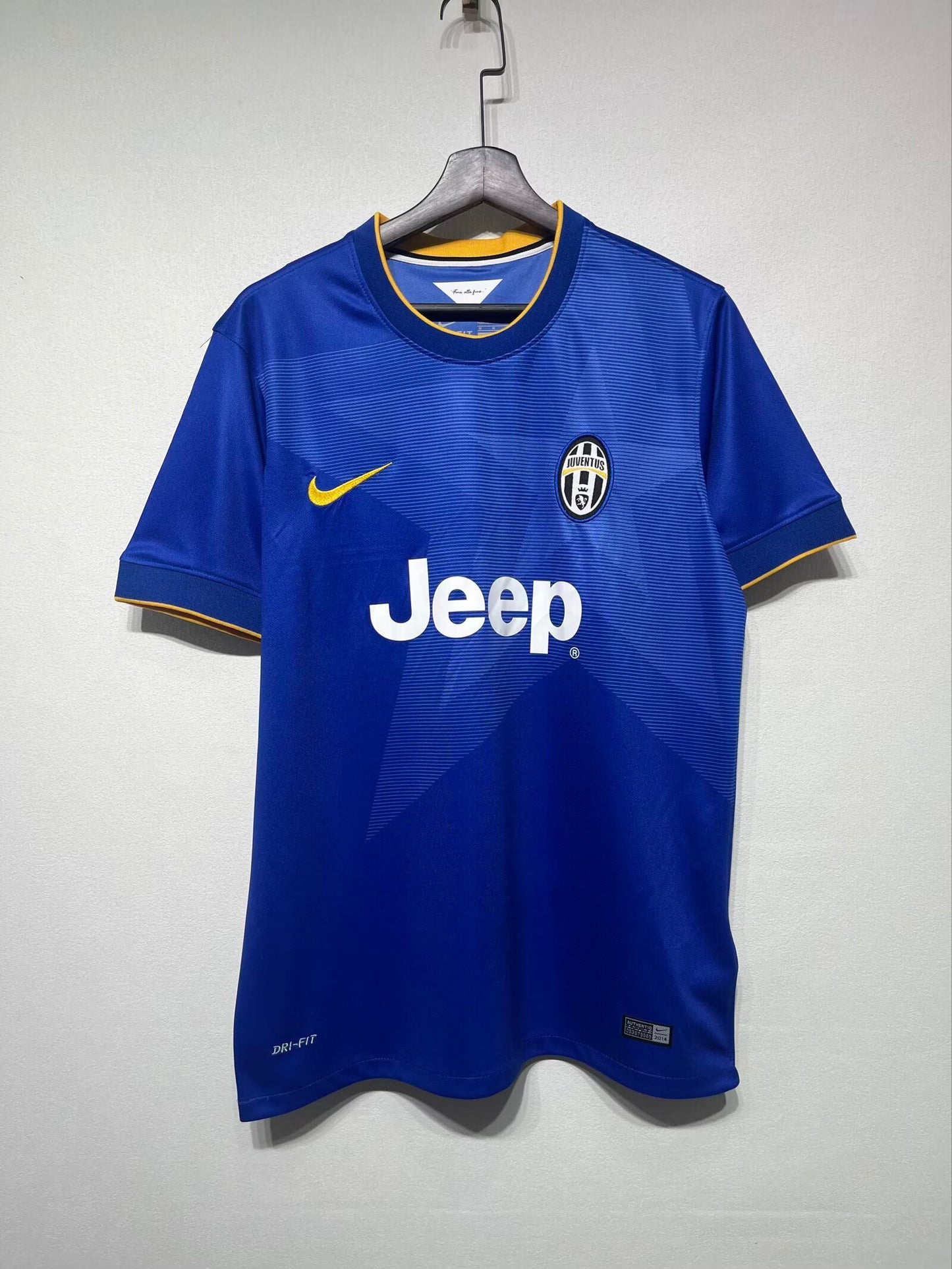 Juventus 2014/15 Away Shirt