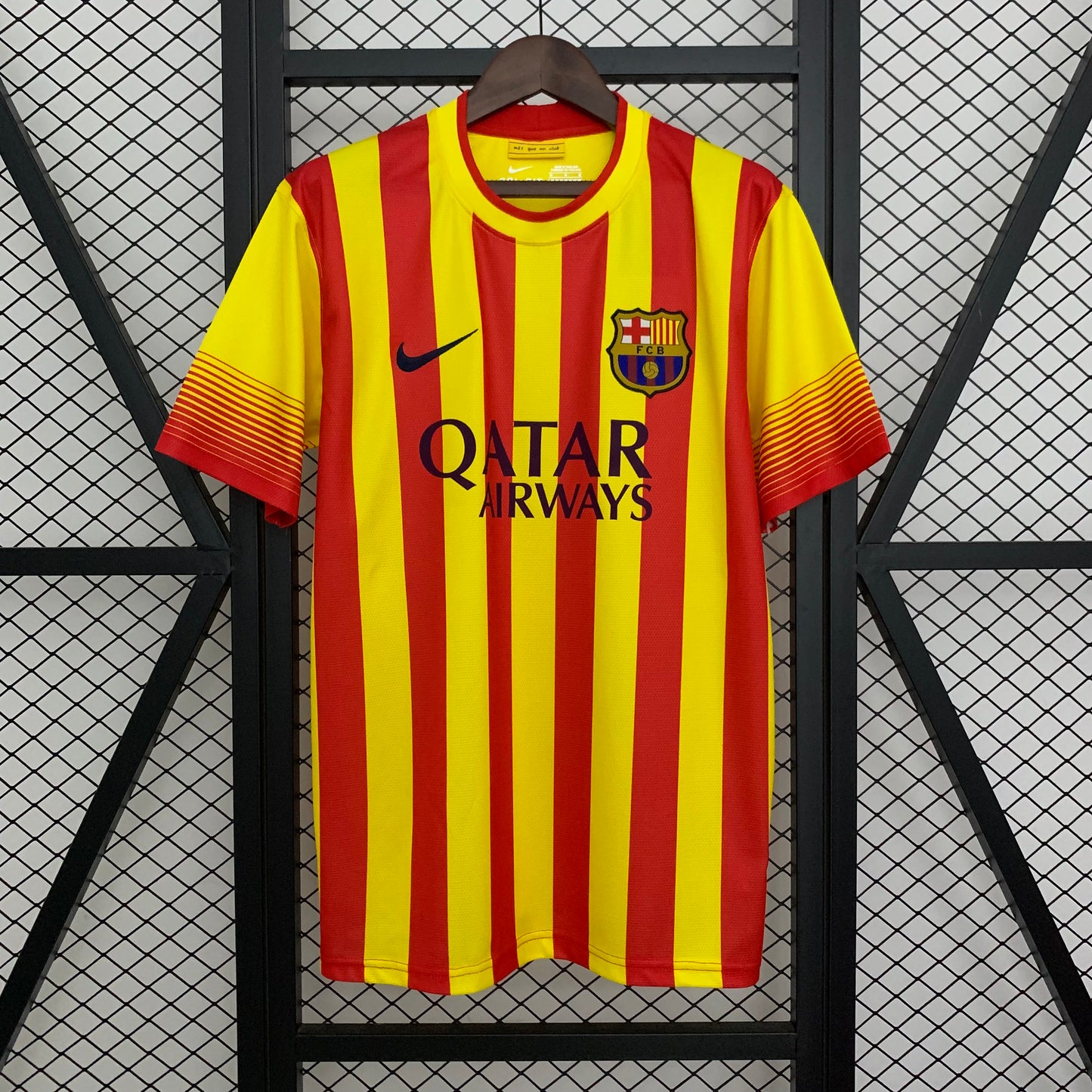 Barcelona 2013/14 Away Shirt