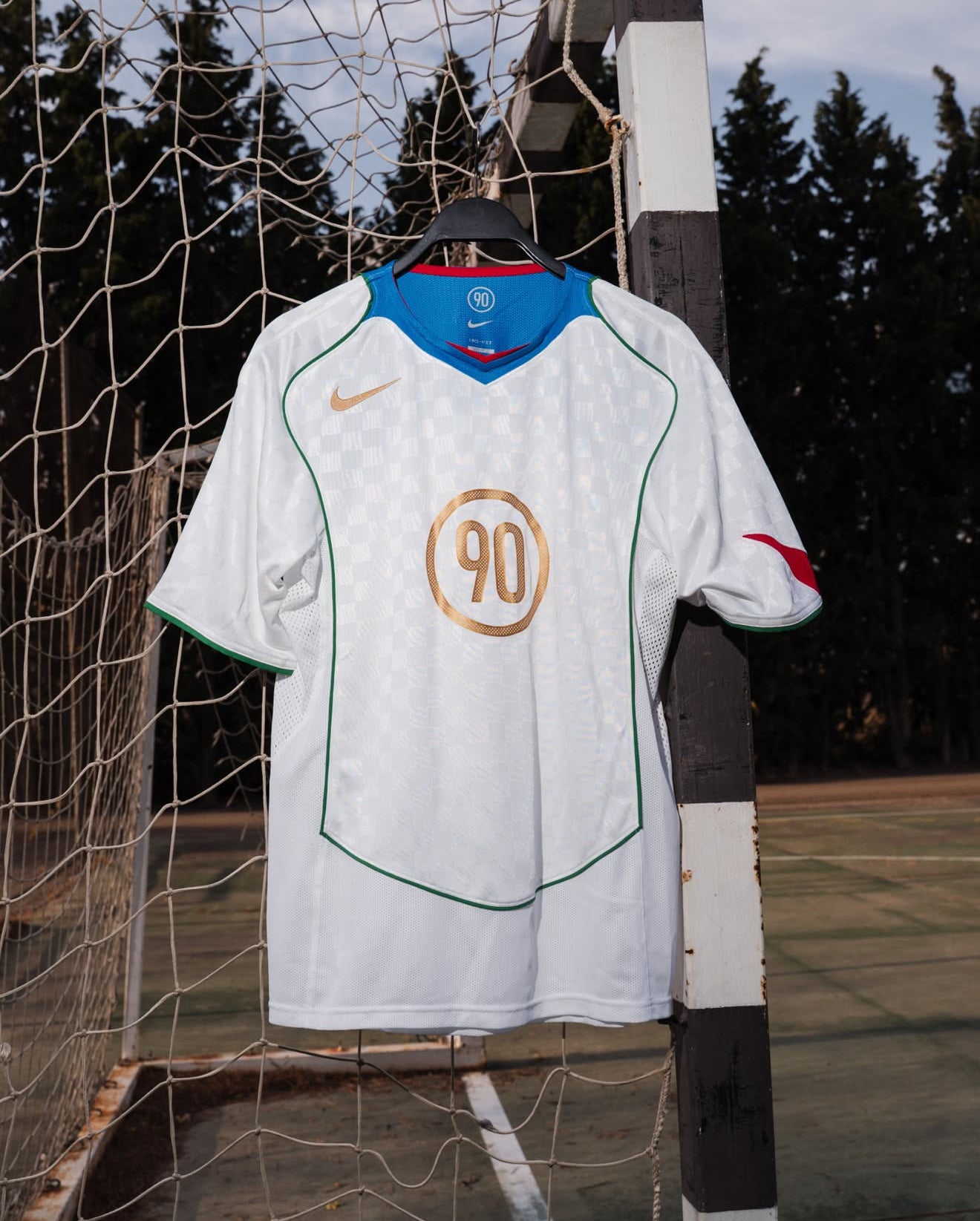 Italy x Total 90