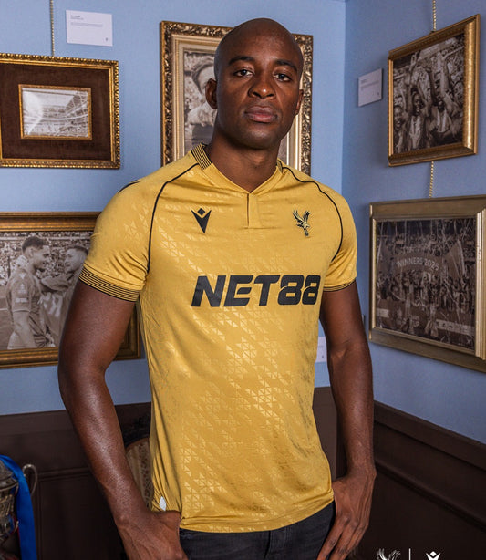 Crystal Palace 2025/26 Away Shirt