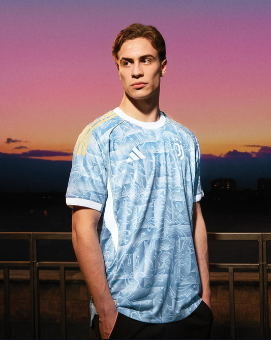 Juventus 2025/26 Away Shirt