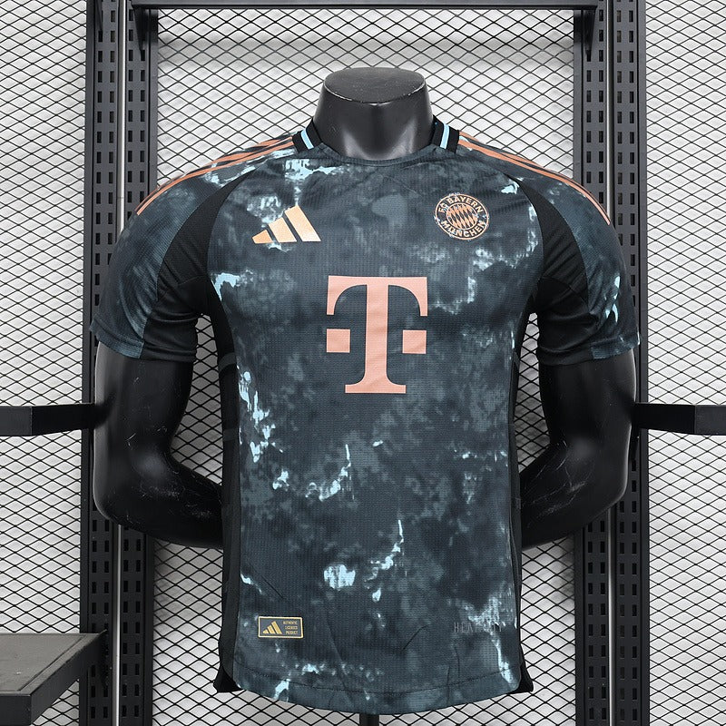 Bayern 2024/25 Away Shirt