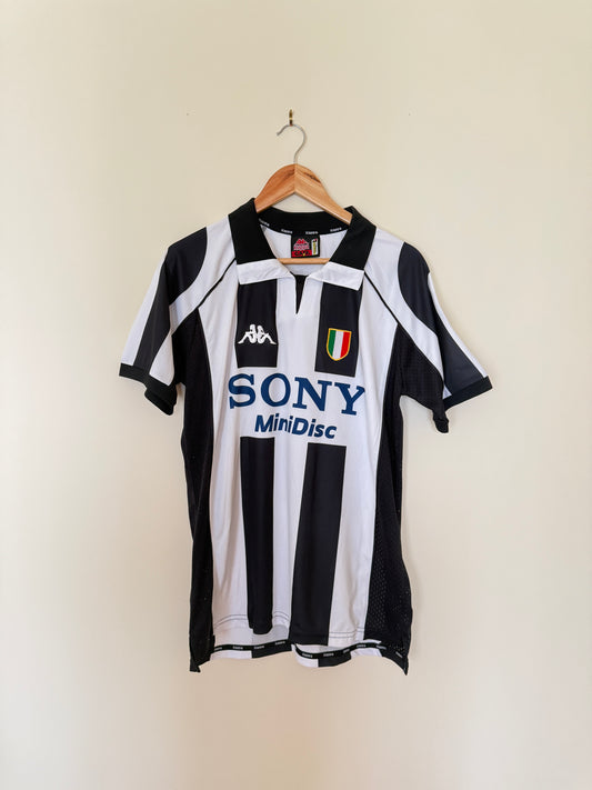 Juventus 1997/98 Home Shirt