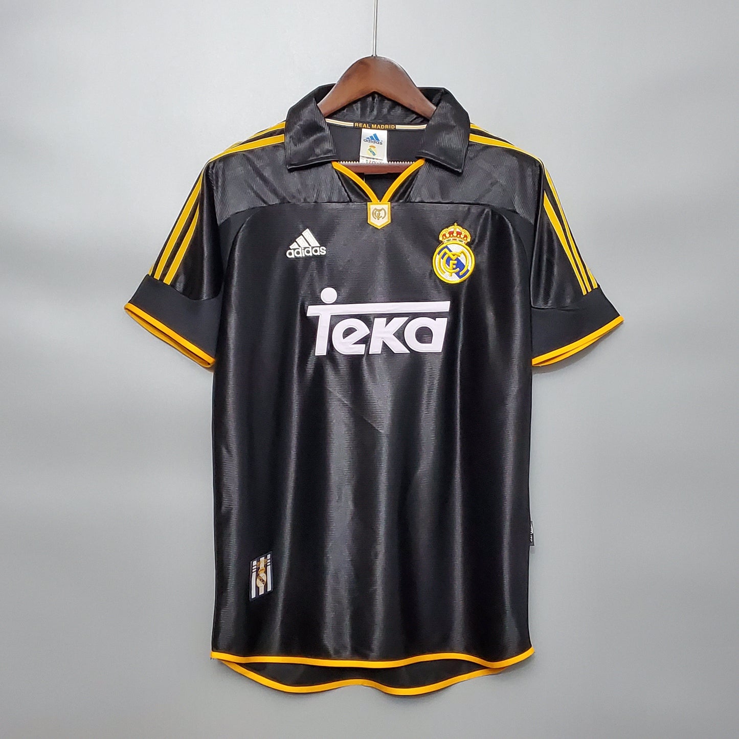 Real Madrid 1999/01 Away Shirt