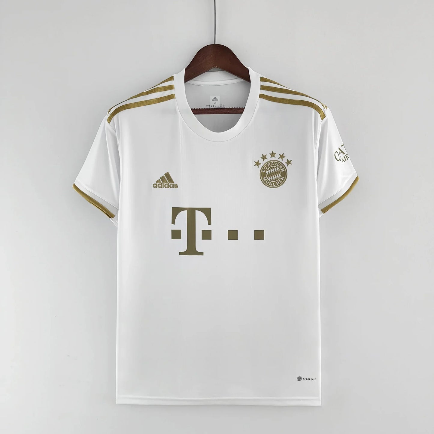 Bayern 2022/23 Away Shirt