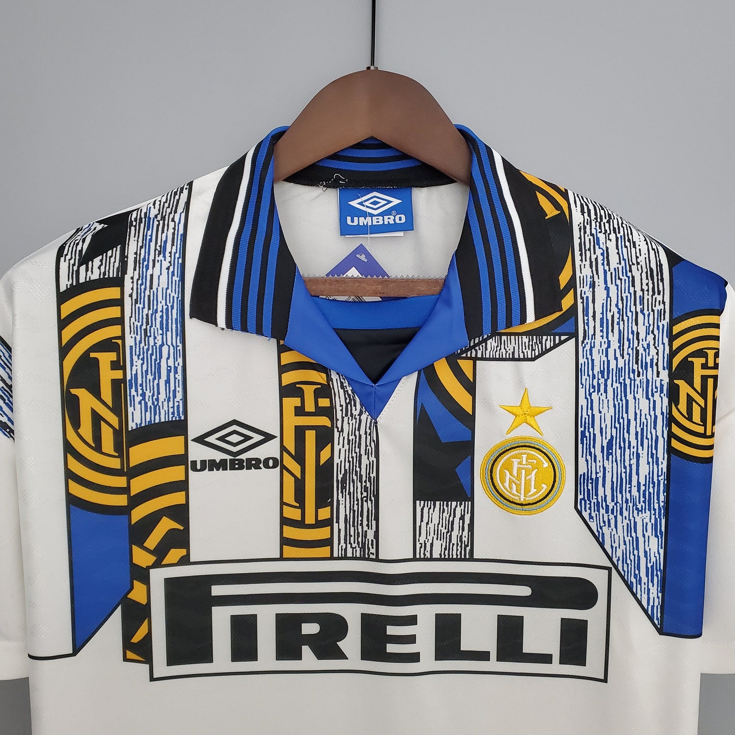 Inter Milan 1995/96 Away Shirt