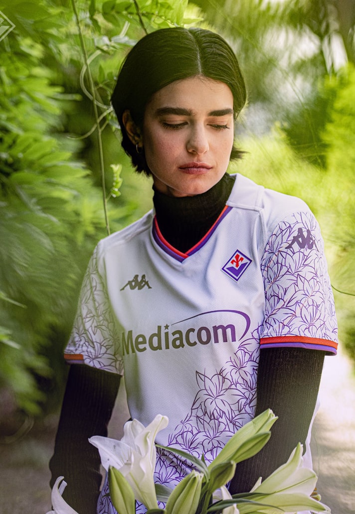 Fiorentina 2023/24 Away Shirt